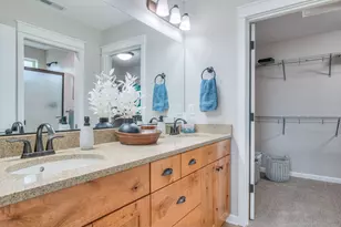 20798 NE Sierra Dr, Bend, OR 97701 - Photo 31