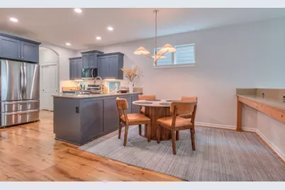 20798 NE Sierra Drive, Bend, OR 97701 - Photo 11