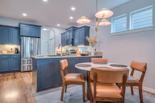 20798 NE Sierra Dr, Bend, OR 97701 - Photo 7