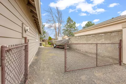 3790 SW Gene Sarazan Drive, Redmond, OR 97756 - Photo 33