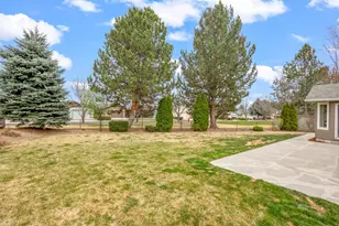 3790 SW Gene Sarazan Dr, Redmond, OR 97756 - Photo 29