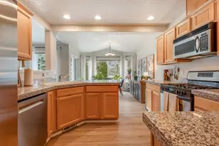 3790 SW Gene Sarazan Dr, Redmond, OR 97756 - Photo 11