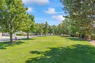 3790 SW Gene Sarazan Dr, Redmond, OR 97756 - Photo 35