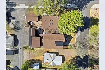 1365 NW Jacksonville Avenue, Bend, OR 97703 - Photo 45