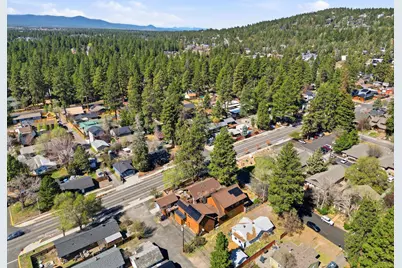 1365 NW Jacksonville Avenue, Bend, OR 97703 - Photo 45