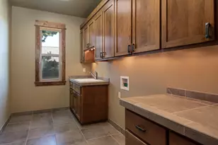 3419 NW Fairway Heights Dr, Bend, OR 97703 - Photo 45