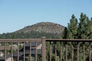 3419 NW Fairway Heights Dr, Bend, OR 97703 - Photo 7