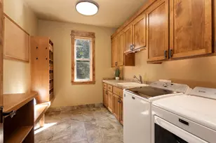 3419 NW Fairway Heights Dr, Bend, OR 97703 - Photo 21