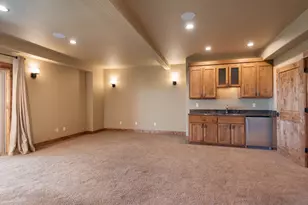 3419 NW Fairway Heights Dr, Bend, OR 97703 - Photo 31