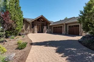 3419 NW Fairway Heights Dr, Bend, OR 97703 - Photo 3