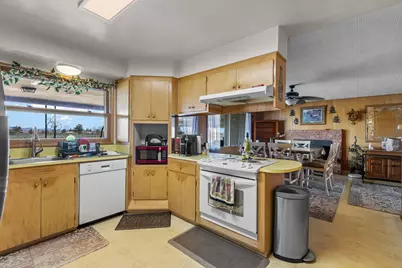 [Address not provided], Madras, OR 97741 - Photo 5