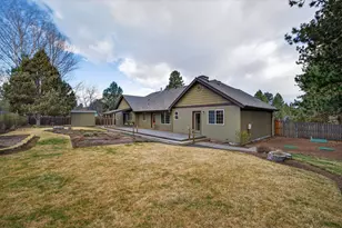 21181 Cultus Mountain Ct, Bend, OR 97702 - Photo 27
