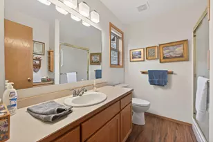 21181 Cultus Mountain Ct, Bend, OR 97702 - Photo 19