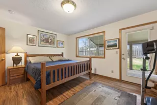 21181 Cultus Mountain Ct, Bend, OR 97702 - Photo 11