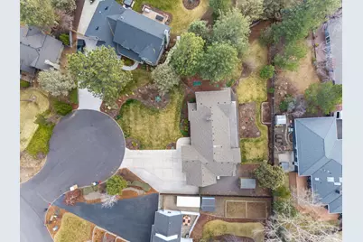 21181 Cultus Mountain Court, Bend, OR 97702 - Photo 9