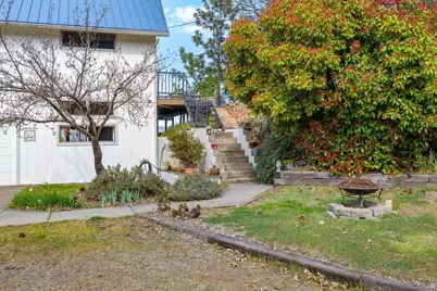 345 Carmen Road, Talent, OR 97540 - Photo 3