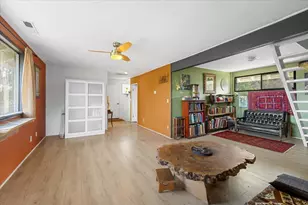 345 Carmen Rd, Talent, OR 97540 - Photo 9