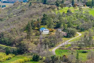 345 Carmen Rd, Talent, OR 97540 - Photo 25