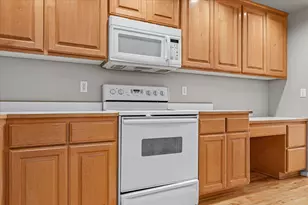 3524 Shawna Dr, Medford, OR 97504 - Photo 17