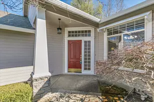 3524 Shawna Dr, Medford, OR 97504 - Photo 3