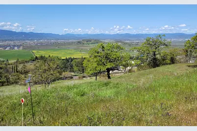 3635 High Prairie Drive, Medford, OR 97504 - Photo 3