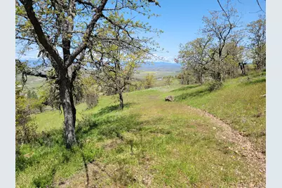 3635 High Prairie Drive, Medford, OR 97504 - Photo 5