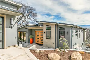 852 Oak St, Ashland, OR 97520 - Photo 75