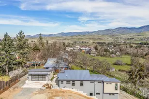 852 Oak St, Ashland, OR 97520 - Photo 77