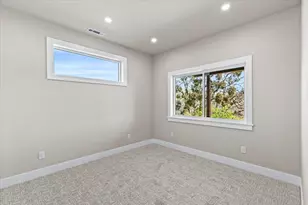 852 Oak St, Ashland, OR 97520 - Photo 61