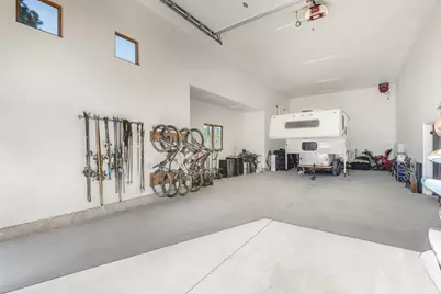 63950 Tyler Road, Bend, OR 97703 - Photo 39