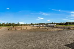 63950 Tyler Rd, Bend, OR 97703 - Photo 55