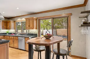 17995 N Course Ln, Sunriver, OR 97707 - Photo 21