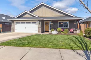 2794 Esther Ln, Grants Pass, OR 97527 - Photo 1