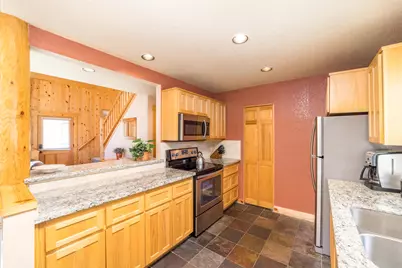 1612 Prairie Falcon Drive, Redmond, OR 97756 - Photo 7