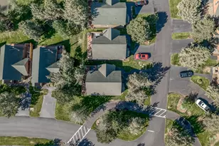 1612 Prairie Falcon Dr, Redmond, OR 97756 - Photo 29