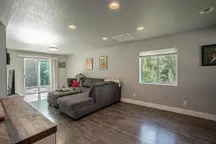 549 Wilson Rd, Central Point, OR 97502 - Photo 19