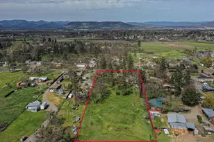 549 Wilson Rd, Central Point, OR 97502 - Photo 27