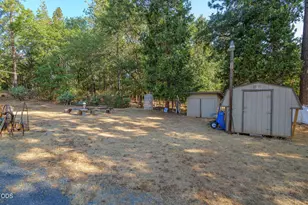 1030 Red Mountain Dr, Grants Pass, OR 97526 - Photo 33