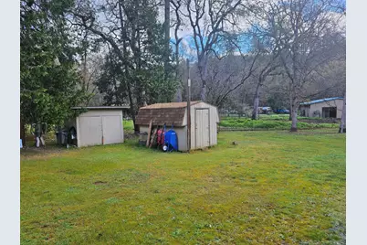1030 Red Mountain Drive, Grants Pass, OR 97526 - Photo 21