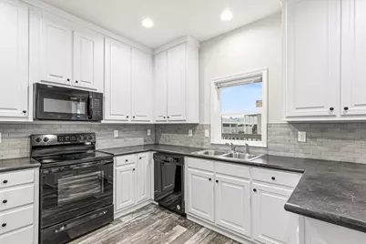 8401 Old Stage Rd Road #25, Medford, OR 97504 - Photo 5