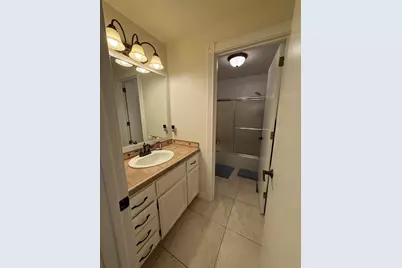 1990 Lawnridge Street, Medford, OR 97504 - Photo 9