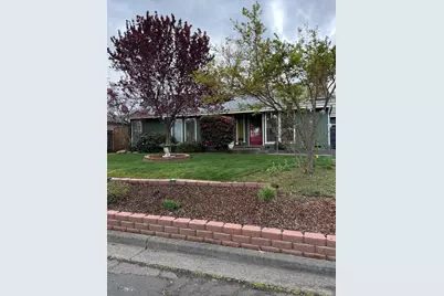 1990 Lawnridge Street, Medford, OR 97504 - Photo 1