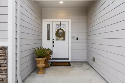 1025 McPhearson Lane, Medford, OR 97504 - Photo 5