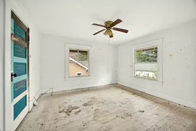 811 NW 5th Street, Grants Pass, OR 97526 - Photo 31