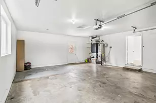 730 NW 19th Pl, Redmond, OR 97756 - Photo 31