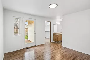 730 NW 19th Pl, Redmond, OR 97756 - Photo 21