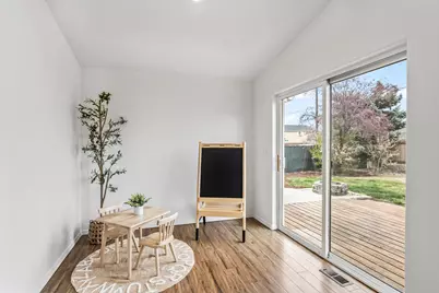 730 NW 19th Place, Redmond, OR 97756 - Photo 15