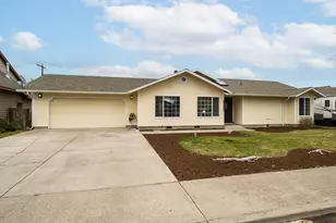 730 NW 19th Pl, Redmond, OR 97756 - Photo 33