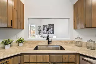 730 NW 19th Pl, Redmond, OR 97756 - Photo 11