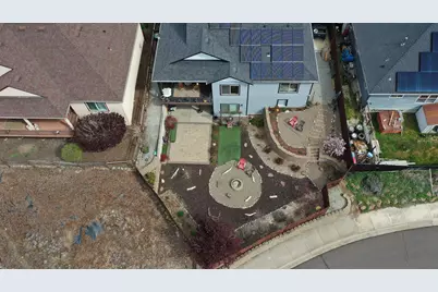 1050 Azure Way, Eagle Point, OR 97524 - Photo 11